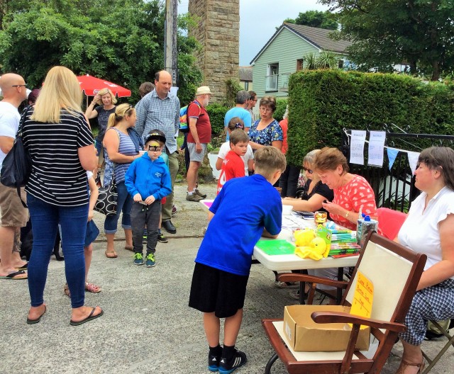 2018 Duck Races waiting to race a duck | June 2018